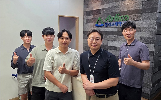 알리코제약, 폭염 속 '쿨비즈' 시행…반바지·샌들 허용