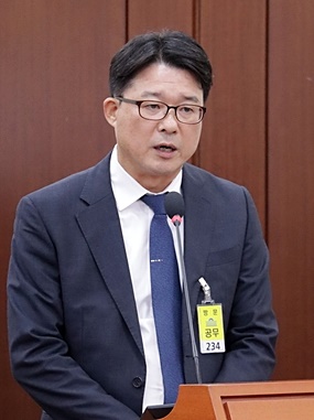 "원료약, 전략품목 선별해 집중 지원해야…특별법도 필요"