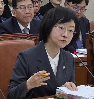 김윤 의원 "수급불안 해결 차원 성분명 처방 도입 필요"