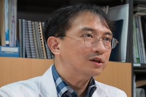 "코로나 중증환자 꾸준히 증가…예방이 감염관리 핵심"