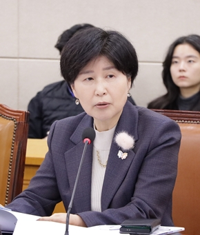 논란 위원 해임에도 심평원장 국감 질타...감사원 감사 요청 