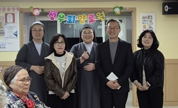 은평구약, 관내 사회복지 시설 2곳 방문해 성금 전달  