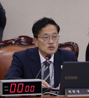 복지부 약가개편, 국회 패싱 수순…업무보고 무산 분위기